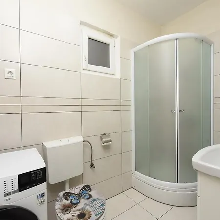 Family-friendly With Swimming Pool - Diklo, - 16493 アパート *