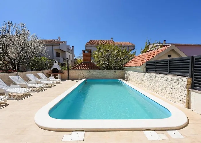 Apartamento Family-friendly With Swimming Pool - Diklo, - 16493