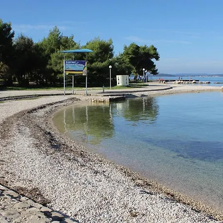 Family-friendly With Swimming Pool - Diklo, - 16493 Zadar
